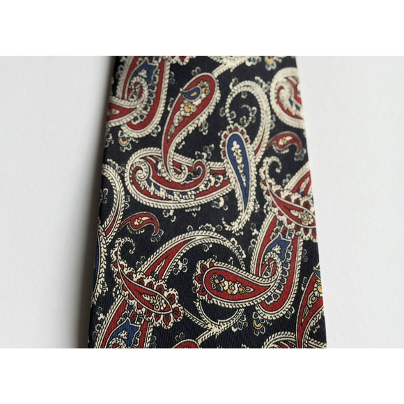BROOKS BROTHER Maker Men's 100% Silk Neck Tie Blue/Red/Cream Paisley Made in USA - Picture 3 of 6